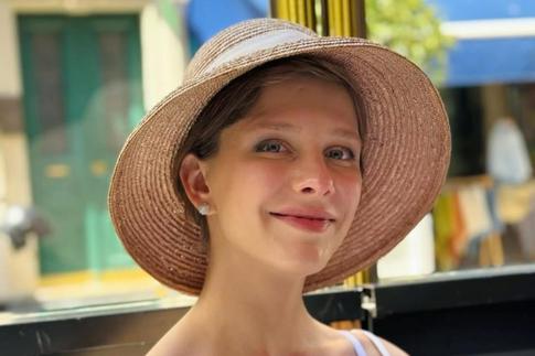 «Вот это крестный!»: Арзамасова впервые показала «второго отца» своей дочери