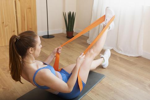 Фитнес-резинки: как их использовать, действительно ли они незаменимы