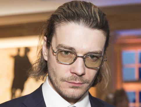 Наш Орландо Блум и Генри Кавилл: полуголого Матвеева сравнили с голливудскими красавцами