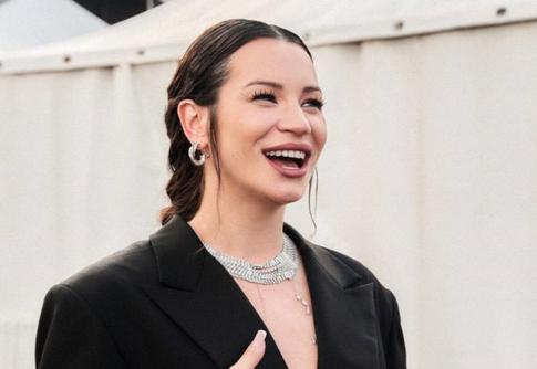 «Оптимизация лени»: жених Иды Галич насмешил ее своим лайфхаком с мокрыми волосами