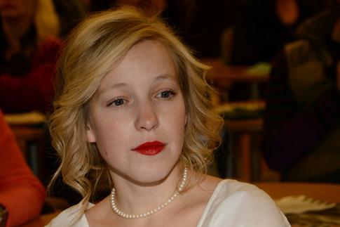 «Стыдно говорить такие вещи»: прожившая три года в эмиграции Шалаева нашла работу в сфере услуг