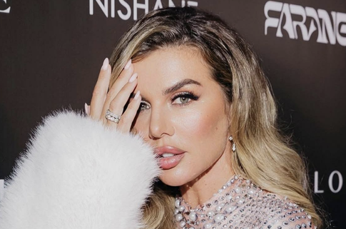 Анна Седокова выложила откровенное фото на фоне новых проблем с законом