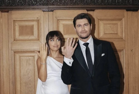 Искренность и драконы: как Дава поздравил Мари Краймбрери с днем рождения