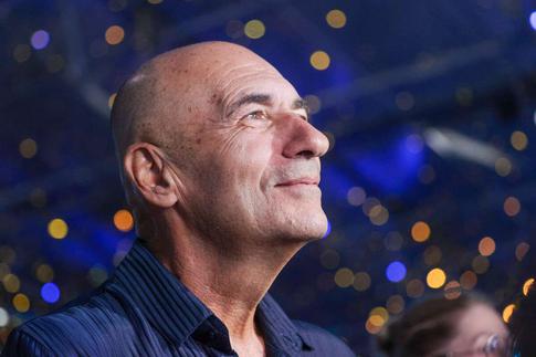 Крутой жестко ответил на критику Зацепина: «Он дурачок»