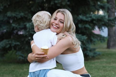 Трехлетнего сына Анастасии Уколовой госпитализировали