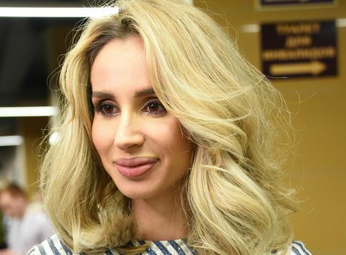 Светлана Лобода обнародовала снимок с 68-летней мамой