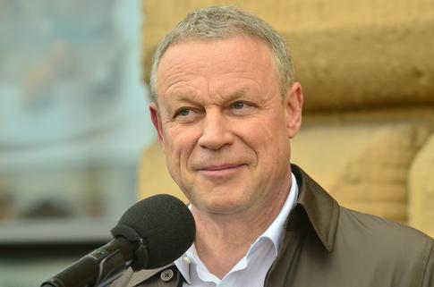 «Любимый гардемарин»: Сергей Жигунов поразил поклонниц своим моложавым видом