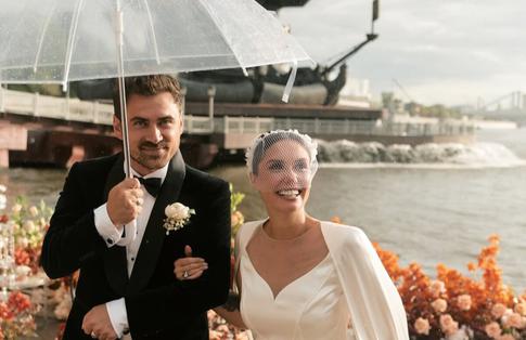 «Природа благословила»: Агата Муцениеце похвасталась кадрами со свадьбы с Дрангой