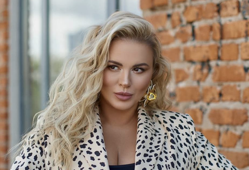 «Стало по-настоящему страшно»: Анна Семенович попала в ЧП на Майорке