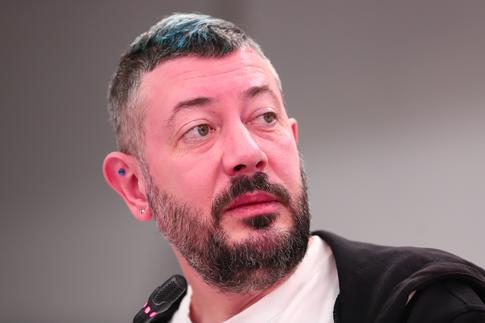 «Хочу как у Майкла Джексона»: Артемий Лебедев вышел на связь из больницы после операции на носу