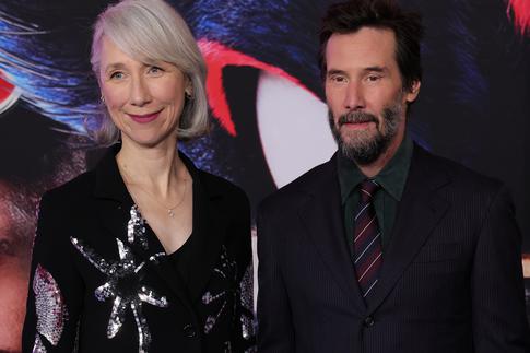 61-летний Киану Ривз тайно женился на своей седовласой возлюбленной