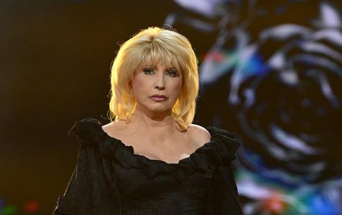 После 10 лет тишины: чем живет ушедшая на «пенсию» Ирина Аллегрова