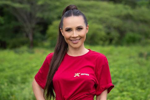 Мама блогера Лерчек вынуждена продавать вещи дочери из-за недостатка денег