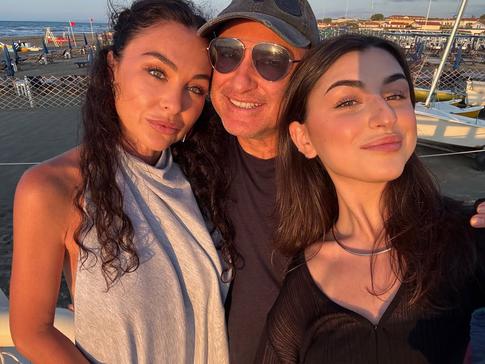 Турецкий обратился к дочери, которая отдала мошенникам все его деньги