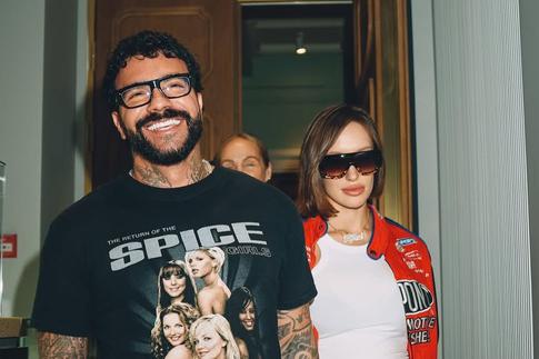 «Отстаньте со своей завистью»: в Сети активно обсуждают фигуру избранницы Тимати после родов