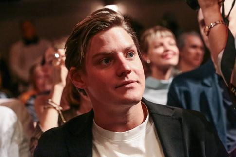 «С годовщиной, пирожок»: возлюбленная Павла Табакова поздравила его с важной датой