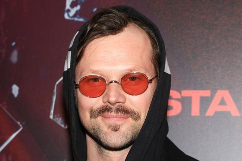 «Жуткий»: Даниил Воробьев ужаснул фанатов образом в стиле Брюса Уиллиса