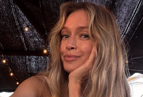 Вера Брежнева восхитила фанатов кадрами из Венеции: «Глаз не отвести»