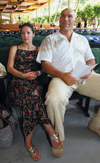 Николай Валуев: «Нам с супругой нужна кровать шириной три метра»