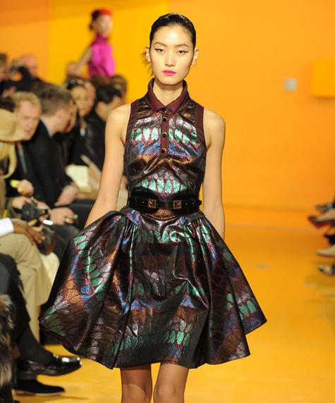 Дизайнеры единодушны: в моде романтичность