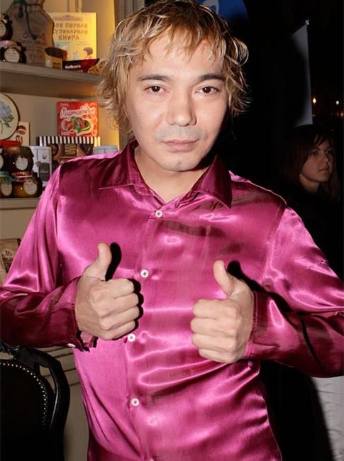 Олег Яковлев женится