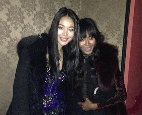 Кэмпбелл сама познакомила Доронина с разлучницей