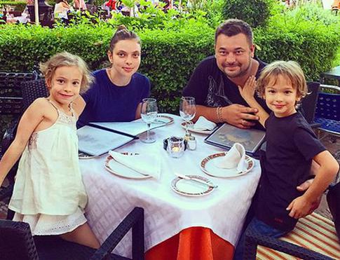 Сергей Жуков показал младшего сына