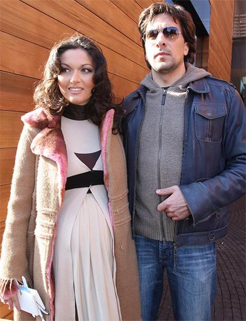 Звезды сериала «Не родись красивой» расстались