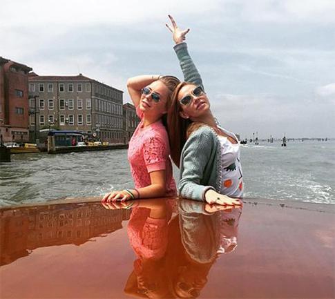 Дочь Татьяны Навки отметила 15-летие в Венеции