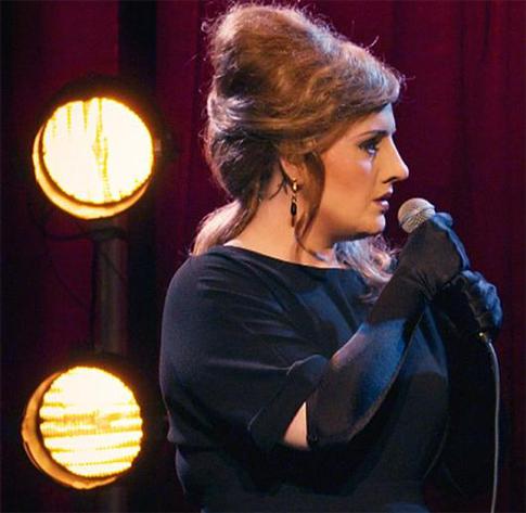 Адель сделала пластическую операцию?