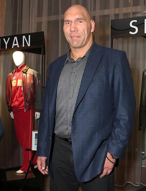 Мужской взгляд: Николай Валуев о том, каким должен быть идеальный муж