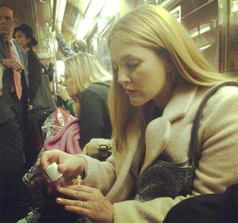 Дрю Бэрримор не узнали в Нью-Йорке