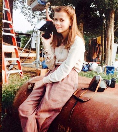 Как молоды мы были: звезды показали детские фото