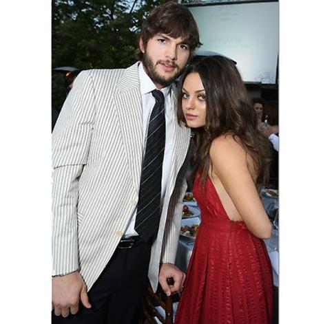 Кунис и Катчер готовятся к прибавлению в семействе