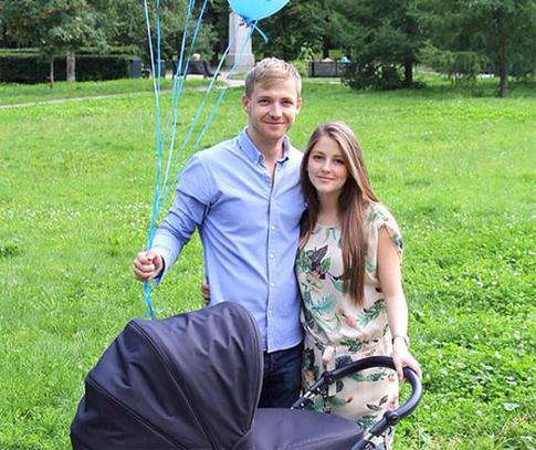 Звезда «Молодежки» впервые стала мамой