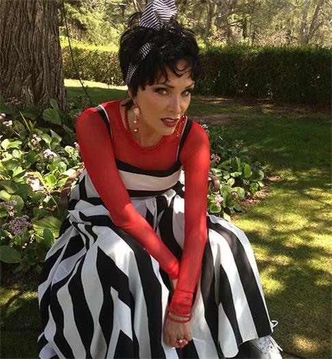 Лайма Вайкуле стала брюнеткой