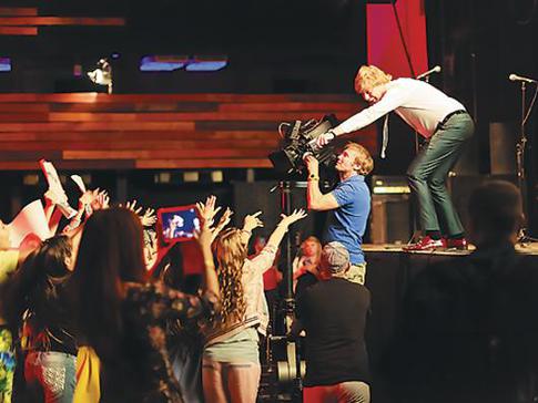 «Иванушки International»: «Наш девиз — танцуй, пока танцуется!»