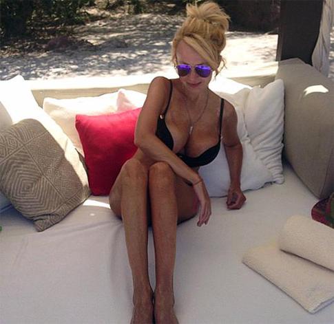 Как звезды провели выходные?