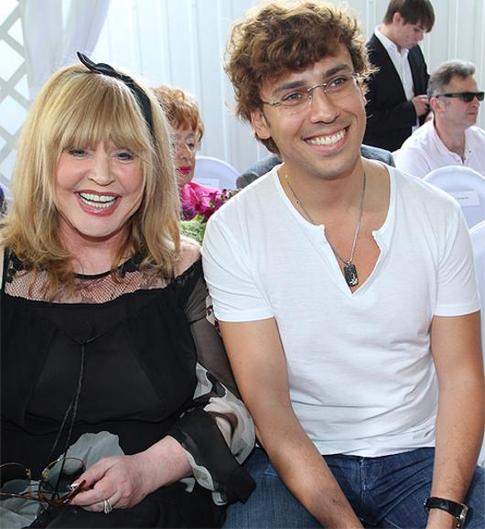 Пугачева подарила Галкину ночной клуб