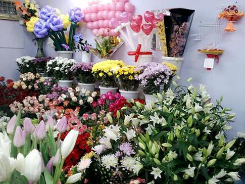 Налейте розе водки!