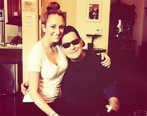 Чарли Шин сбежал из-под венца