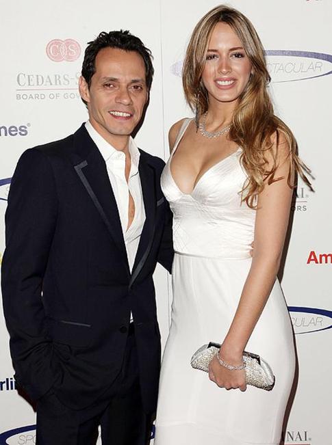 Марк Энтони женится на модели