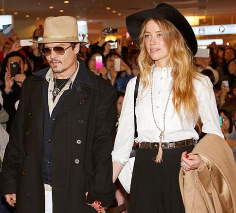 Сын Деппа отказался смотреть на его первый брачный поцелуй