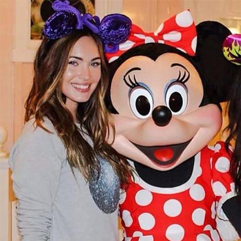 Меган Фокс отдохнула в «Диснейленде»