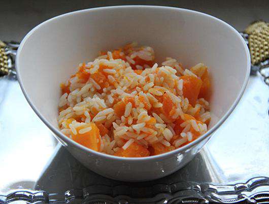 Рецепт: Рисовая каша с тыквой - Детский рецепт. Начало прикорма при ГВ. Меню от 9 месяцев.