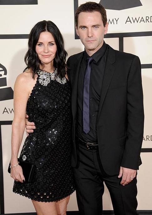 Дочь Кортни Кокс споет на ее свадьбе