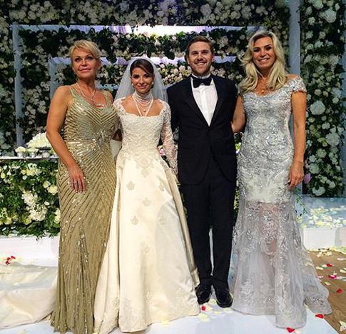 Юдашкина и Максаков сыграли свадьбу