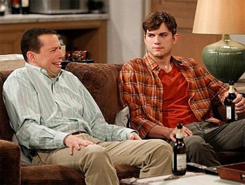 Эштон Катчер хочет усыновить ребенка