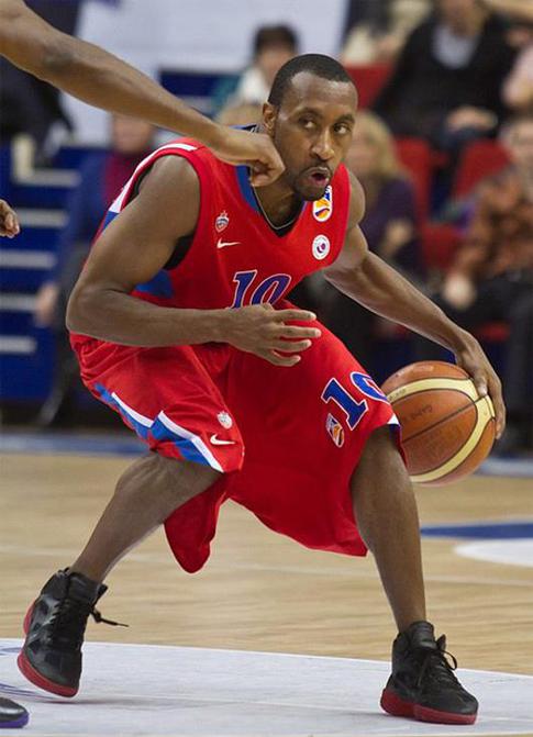 Иностранцы, защищающие честь России