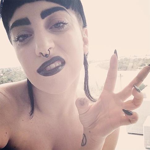 Леди Гага выйдет замуж в космосе